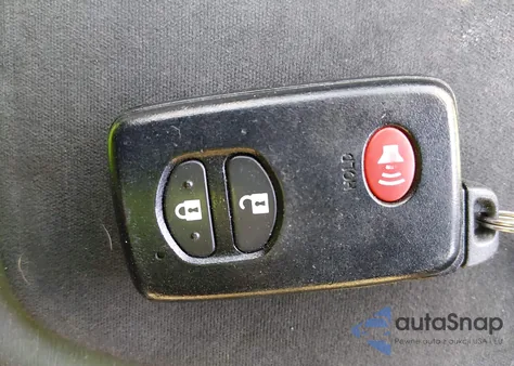 2014 Toyota Prius V Two from USA, damaged, VIN JTDZN3EU5E3364183